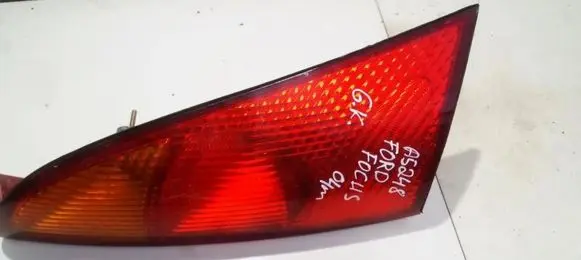 Ford Focus Rear/tail lights 1M5113405A