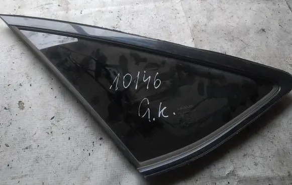 Lexus RX 300 Rear side window as3