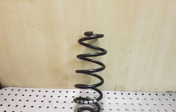 Audi A6 S6 C7 4G Rear coil spring