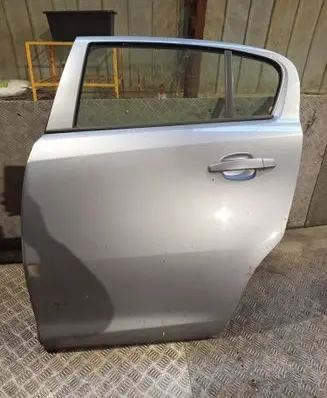 Opel Corsa D Rear door