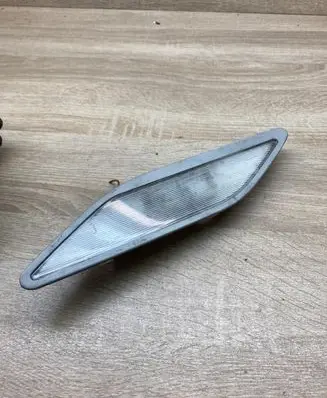 BMW 5 E39 Rear seat light 8363607