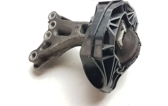 Citroen C3 Engine mount bracket 9676780580