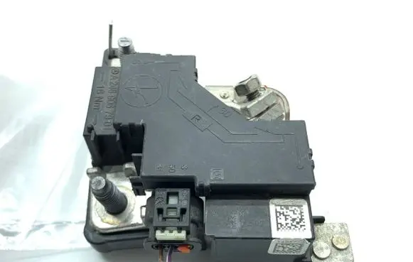 Mercedes-Benz A W176 Positive cable (battery) A2469067901