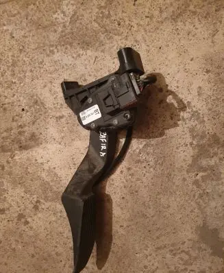 Opel Zafira A Accelerator throttle pedal 9202341 6PV00811400