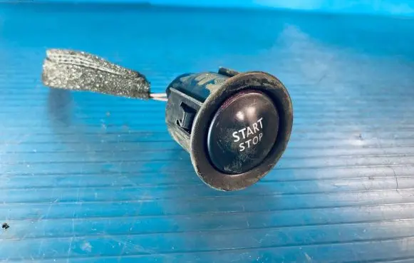 Renault Scenic III - Grand scenic III Engine start stop button switch 1019184