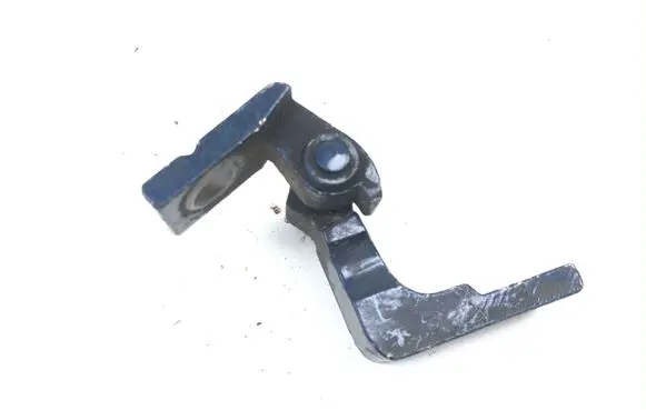 Volkswagen PASSAT B5.5 Front door upper hinge EDS