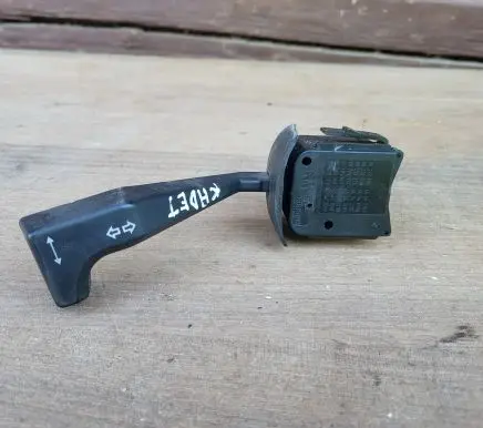 Opel Kadett E Wiper control stalk 90181846 90213325 90228194