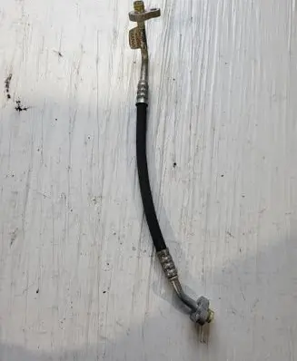 Air conditioning (A/C) pipe/hose