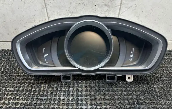 Volvo V40 Cross country Speedometer (instrument cluster) 31412270