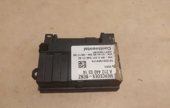 Mercedes-Benz C W204 Fuel injection pump control unit/module A2124400314