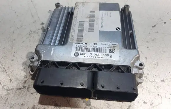 BMW 3 E90 E91 Engine control unit/module 7799855 0281012754