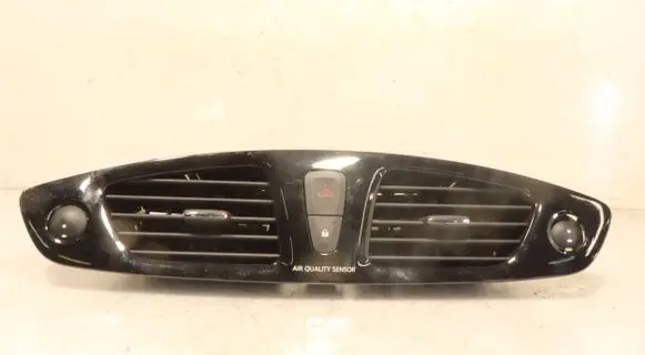 Renault Megane III Dashboard air vent grill cover trim 