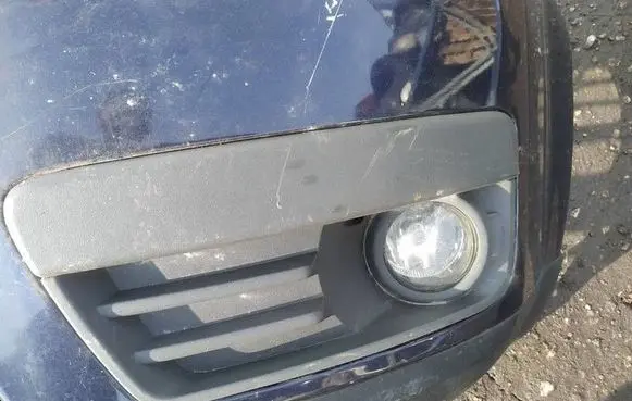 Ford Focus C-MAX Front bumper lower grill 