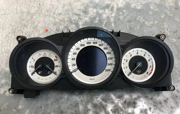 Mercedes-Benz CLS C218 AMG Speedometer (instrument cluster) A2189001707BILI A2189001707