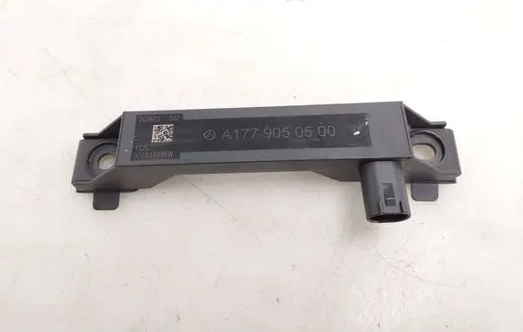 Mercedes-Benz CLA C118 X118 Keyless system antenna A1779050500