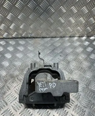 Skoda Yeti (5L) Engine mount bracket 1K0199262