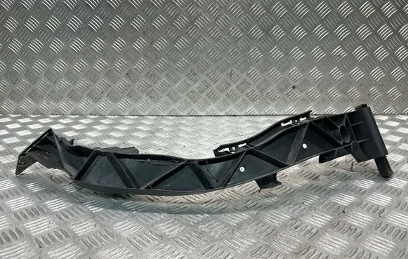 BMW 1 E82 E88 Headlight/headlamp mounting bracket 7148762