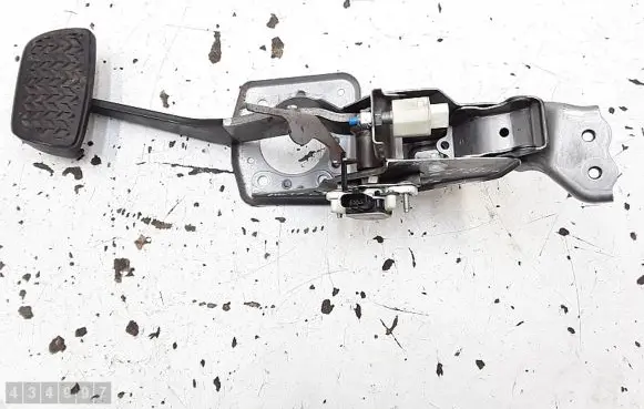 Lexus RX 450H Brake pedal 8951020041
