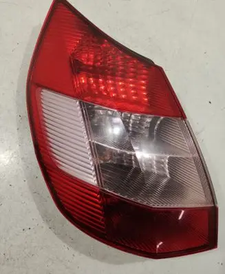 Renault Scenic II - Grand scenic II Rear/tail lights 8200127704