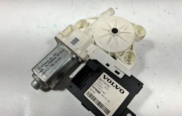 Volvo S40 Rear door window regulator motor 30710147 0516 041332