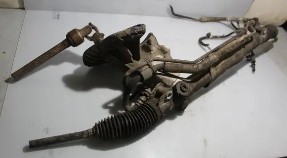 Volvo V70 Steering rack 31387077
