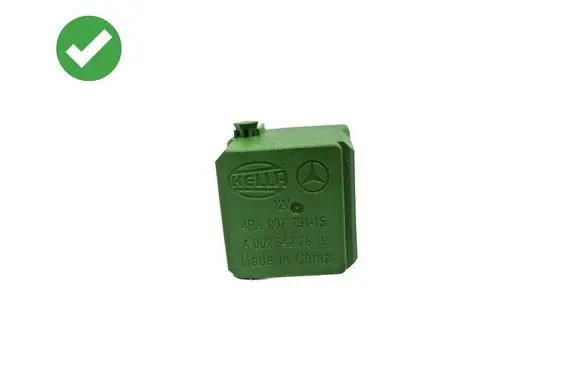Mercedes-Benz R W251 Hazard warning light relay A0025427619 4RA007791 4RA00779115
