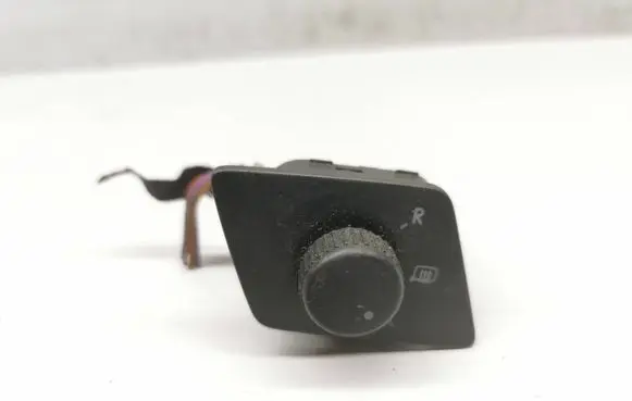 Volkswagen Polo IV 9N3 Wing mirror switch 6Q2959565D