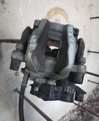 Volvo XC60 Rear brake caliper 32301430