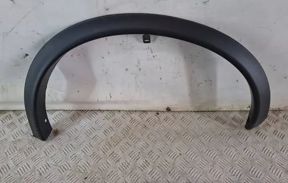 Nissan Juke I F15 Front arch trim 2417911