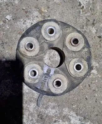 Mercedes-Benz E W124 Prop shaft universal joint A7AV