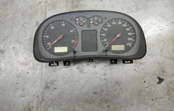 Volkswagen Golf IV Speedometer (instrument cluster) 1J0919880DX