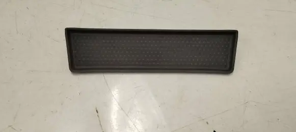 BMW 1 F40 Glove box pad 7951778