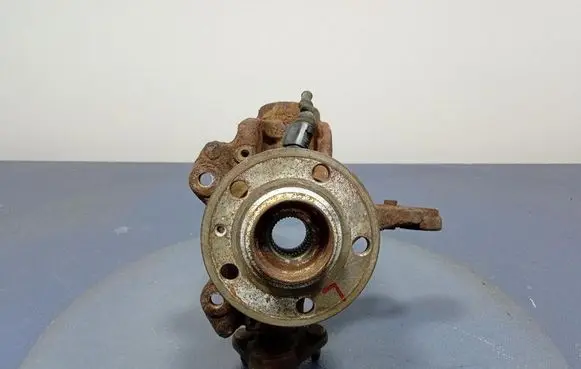Skoda Fabia Mk3 (NJ) Front wheel hub spindle knuckle 