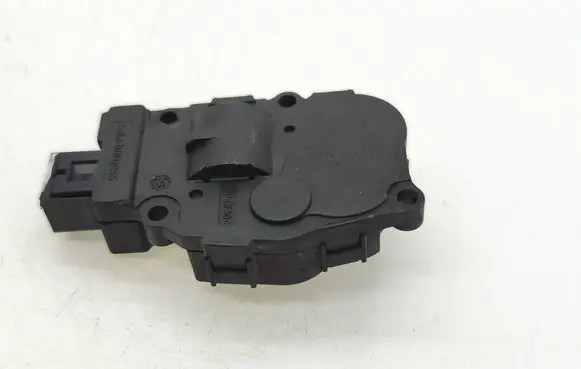 Porsche Cayenne (92A) Air flap motor/actuator EFB340 27102010 52424892