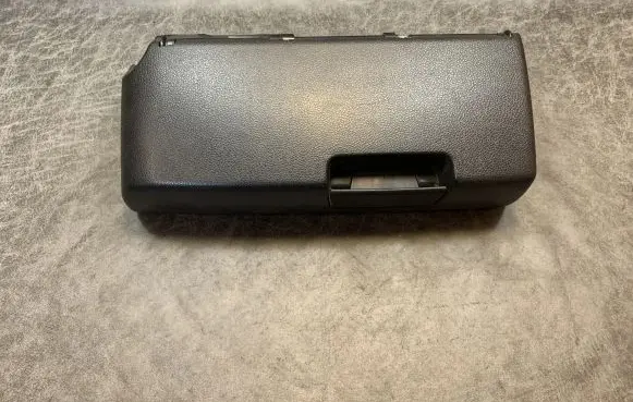 Mercedes-Benz E W212 Glove box A2128100304
