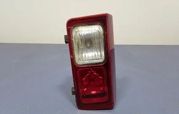 Opel Vivaro Rear/tail lights 265548758R