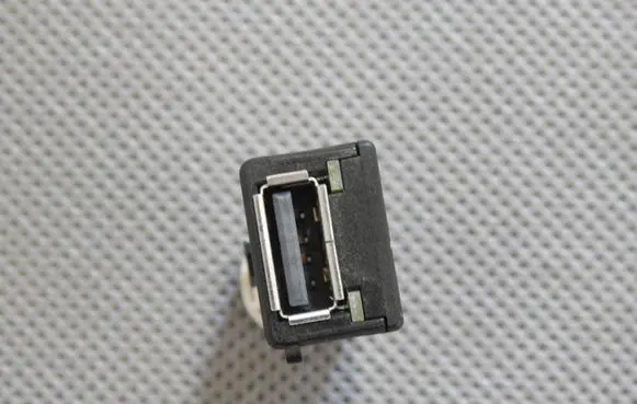 USB socket connector
