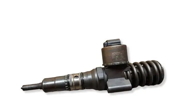 Volkswagen Golf V Fuel injector 0414720404 03G130073G