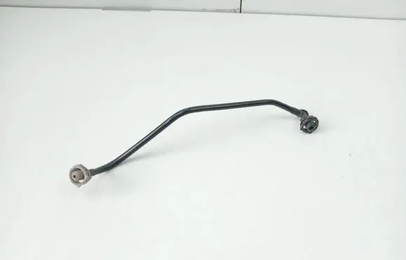 Engine coolant pipe/hose