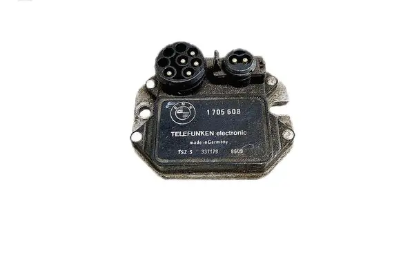BMW 3 E30 Ignition amplifier control unit 1705608