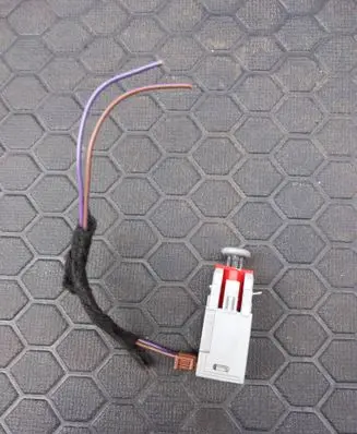 Clutch pedal sensor