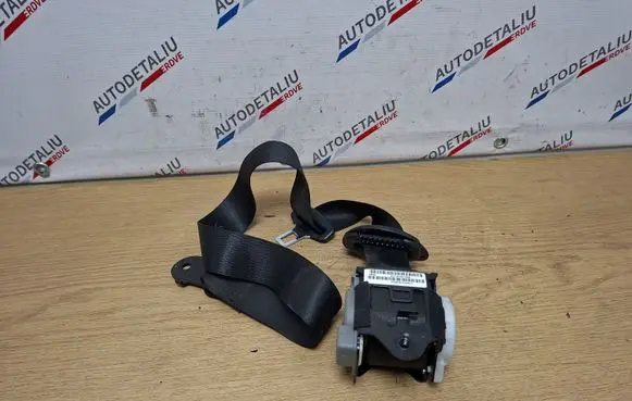 BMW X5 E70 Front seatbelt 7161041