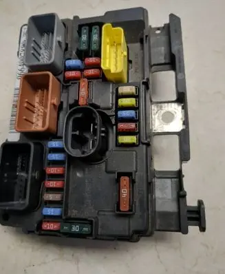 Citroen C3 Fuse module 9664997880