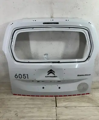 Peugeot Rifter Truck tailgate 