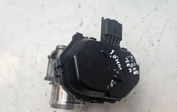 Peugeot 208 Throttle valve 9807238580