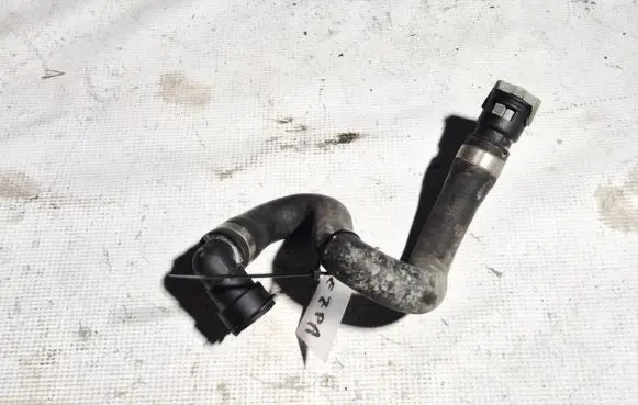 Volvo S40 Engine coolant pipe/hose