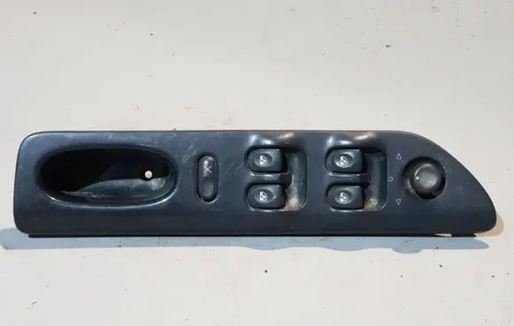 Ford Focus Electric window control switch 7701699599