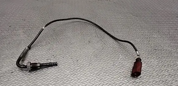 Volkswagen PASSAT B6 Exhaust gas temperature sensor 03G906088