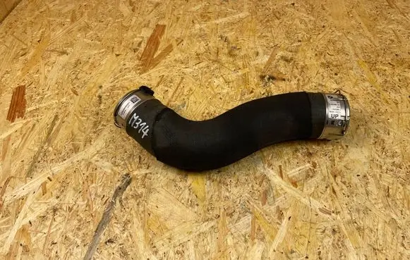 Intercooler hose/pipe