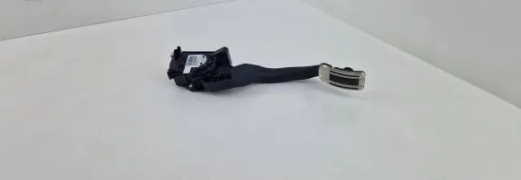 Peugeot 3008 II Accelerator throttle pedal 86ET38 2596220